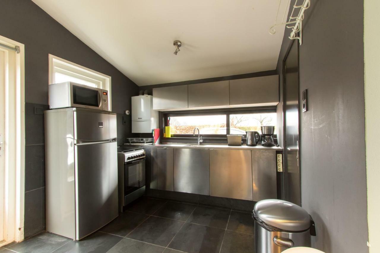 Garden House, Private Studio Apartment With Wifi And Free Parking For 1 Car Weesp Esterno foto